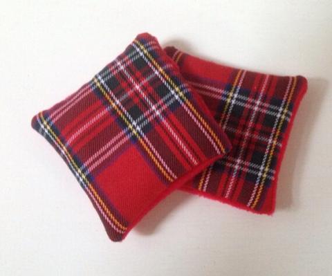 pair of square cloth hand warmers