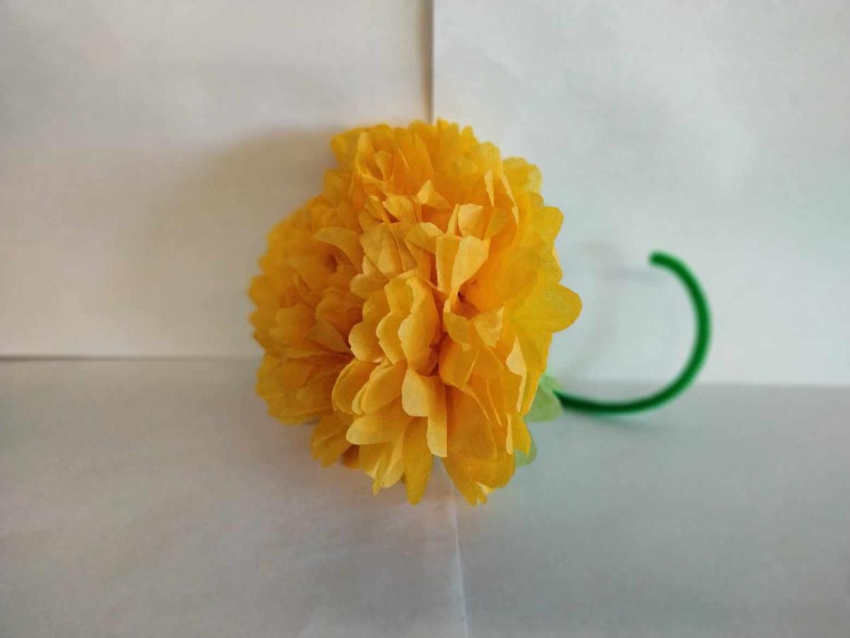 Tissue paper marigold