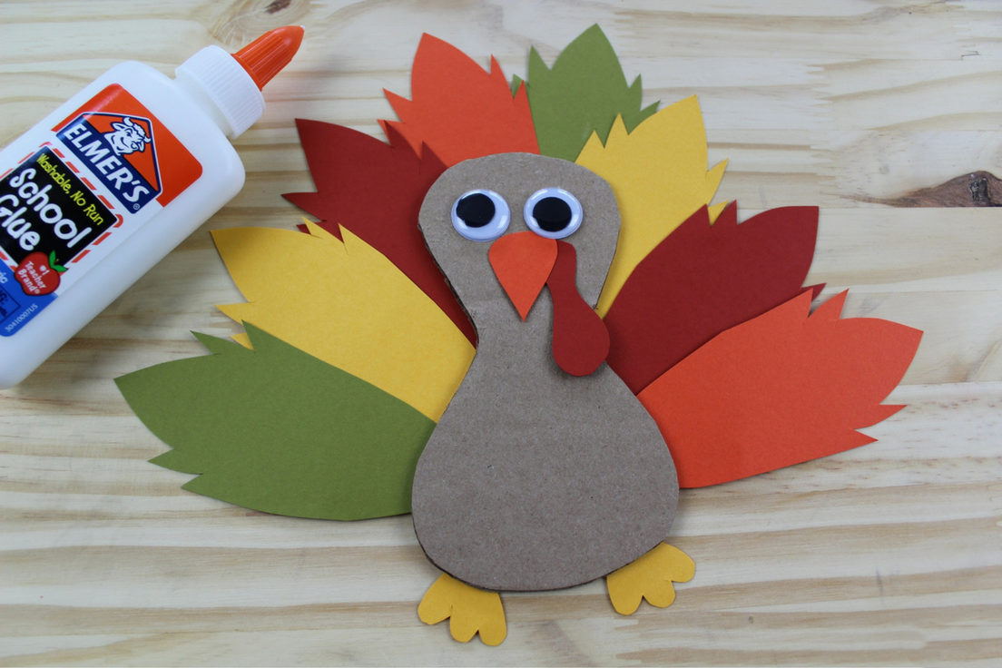 Colorful paper turkey craft
